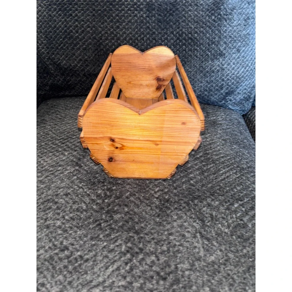 Title: Rustic Wooden Heart Shaped Basket Country Cottage Farmhouse Decor
